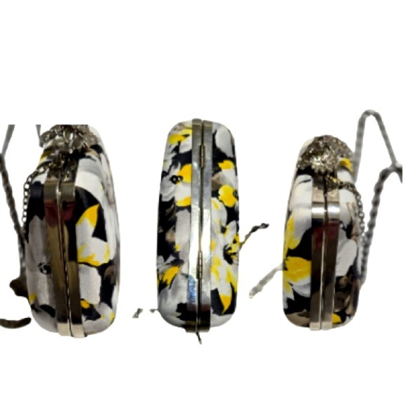 R.S.V.P. Floral Rsvp Hard
Clutch Bag with Chain Strap - Picture 3 of 9